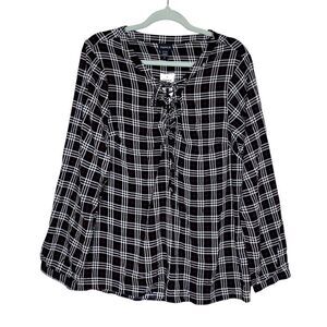 Torrid Lace Up Neck Long Sleeve Plaid Blouse Top Pullover Black Red Large Fall